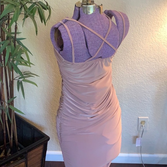 Nasty gal blush pink ruffle dress - Picture 3 of 3